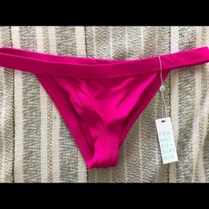 Brand new Frankie’s bikinis fuschia “Cole” bottom